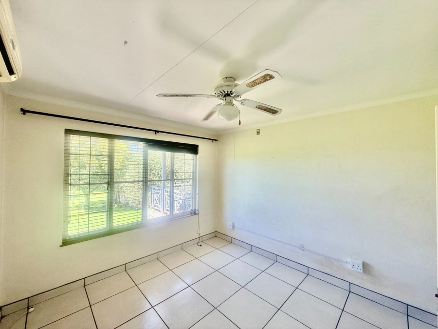 3 Bedroom Property for Sale in Caribbean Beach Club North West